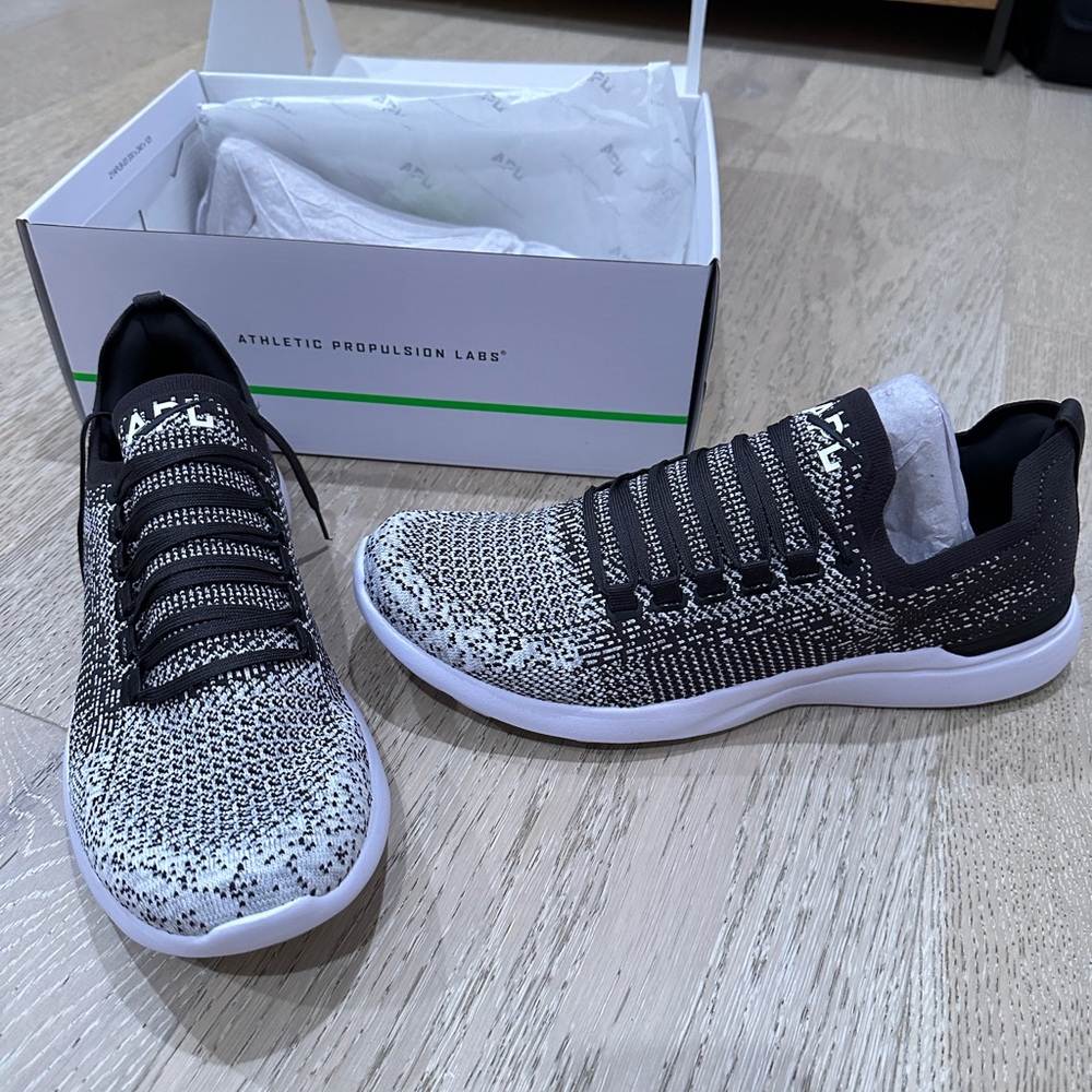 APL Men’s Running Shoes - Black/Grey